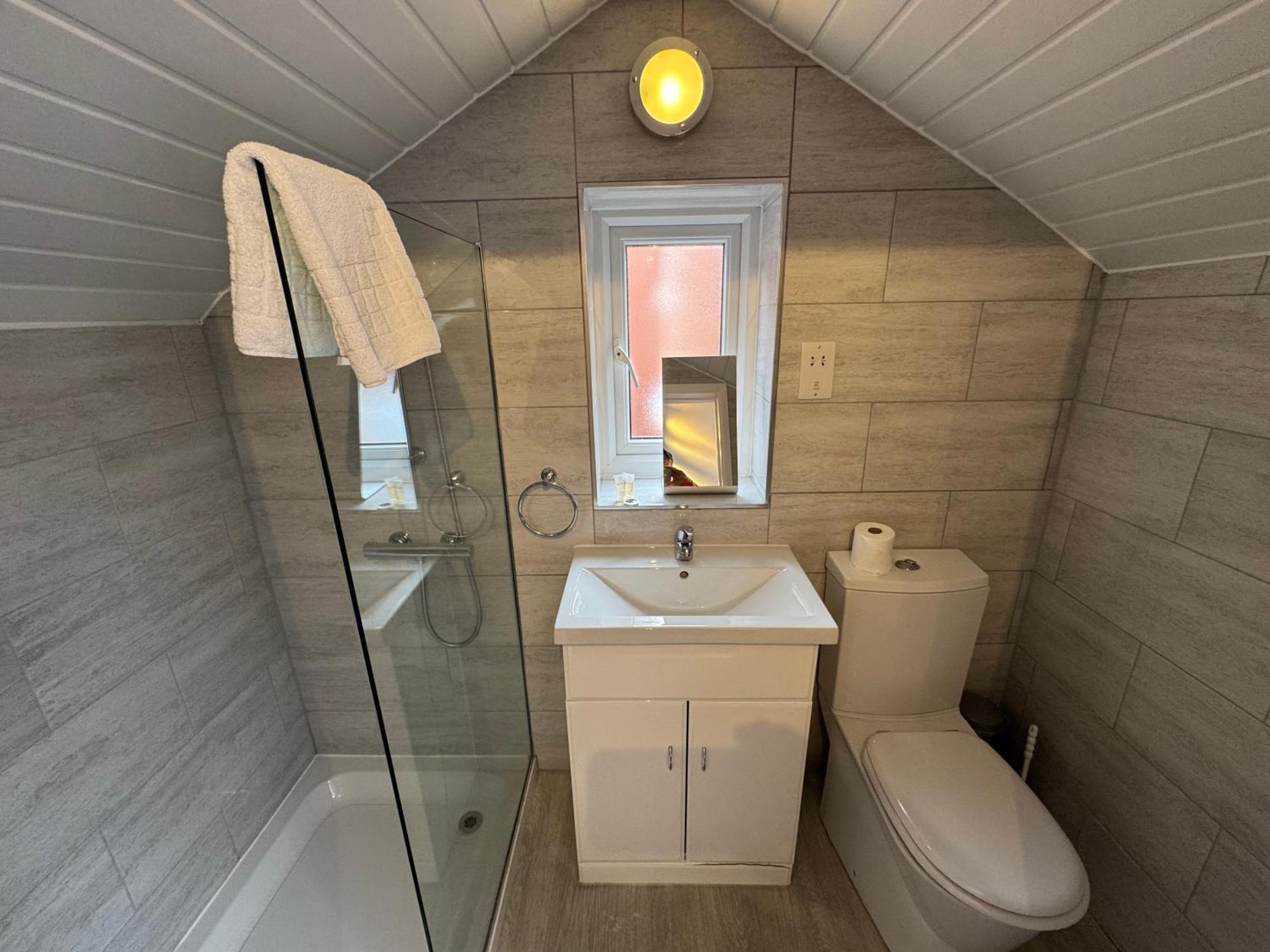 Gidea Park Hotel Romford Dış mekan fotoğraf